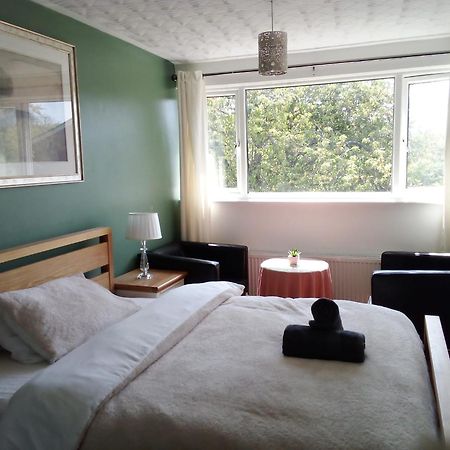 1 Luxurious Double Bedroom With Private Shower Ρίντινγκ Εξωτερικό φωτογραφία